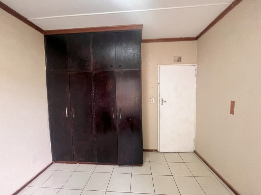 4 Bedroom Property for Sale in Pellissier Free State